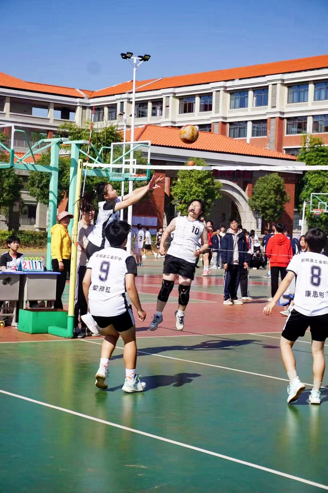 青春的战场