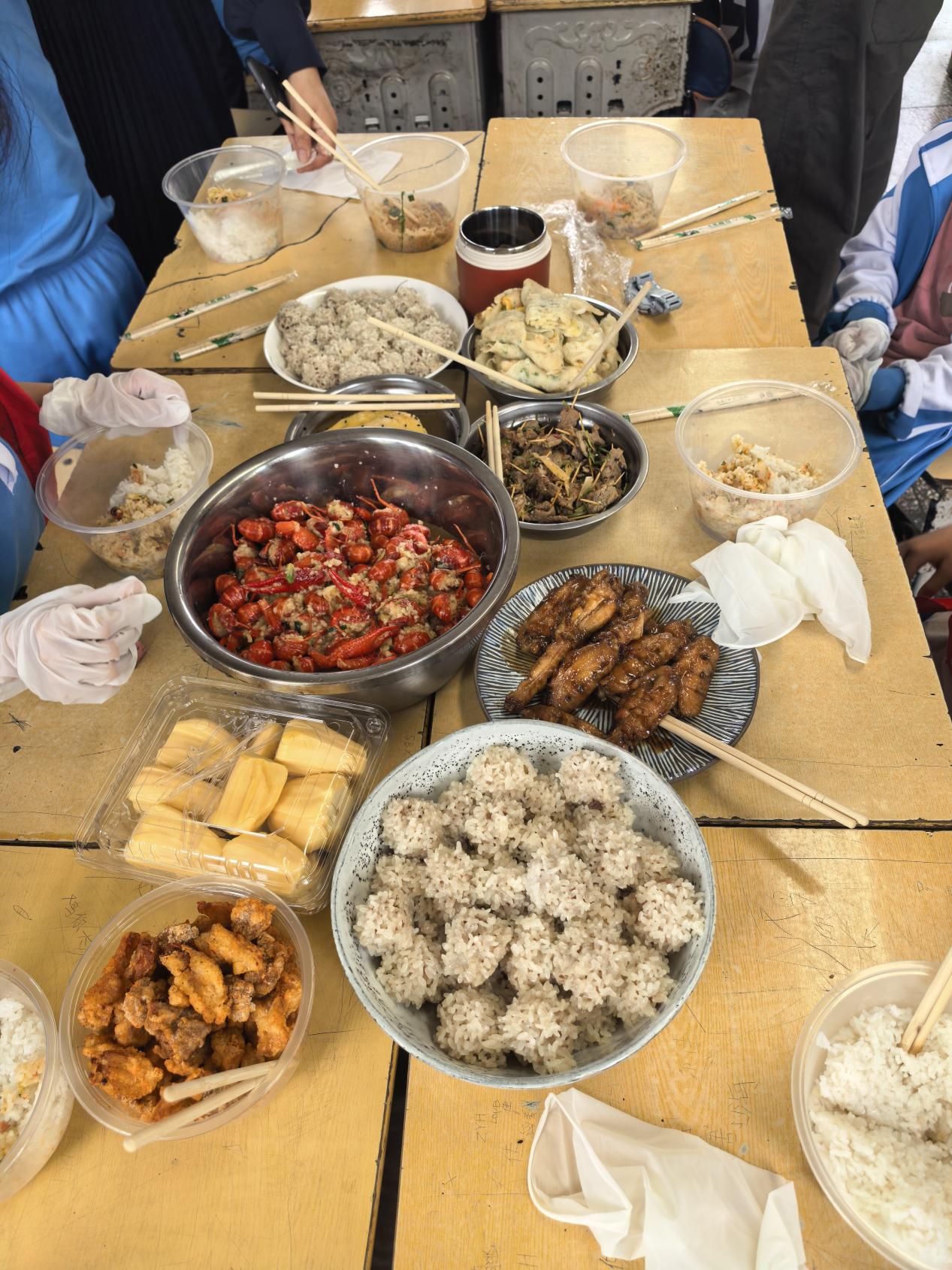 舌尖上的成长：邵东市城区二小以美食节激活德育新动能​