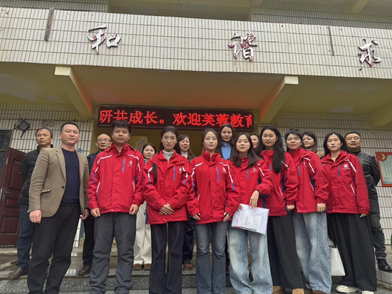 视导赋能促规范,送课传宝共成长