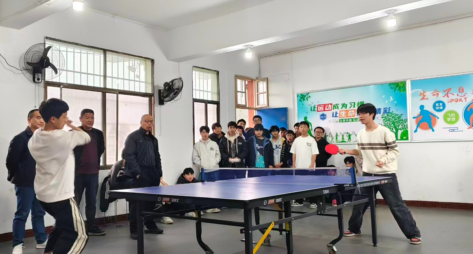 “乒”搏奋进，谁“羽”争锋