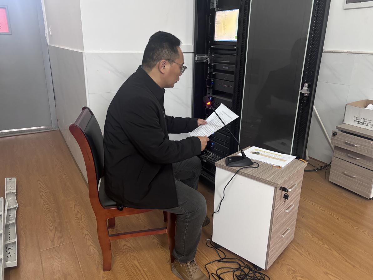 安全护航成长 文明点亮校园