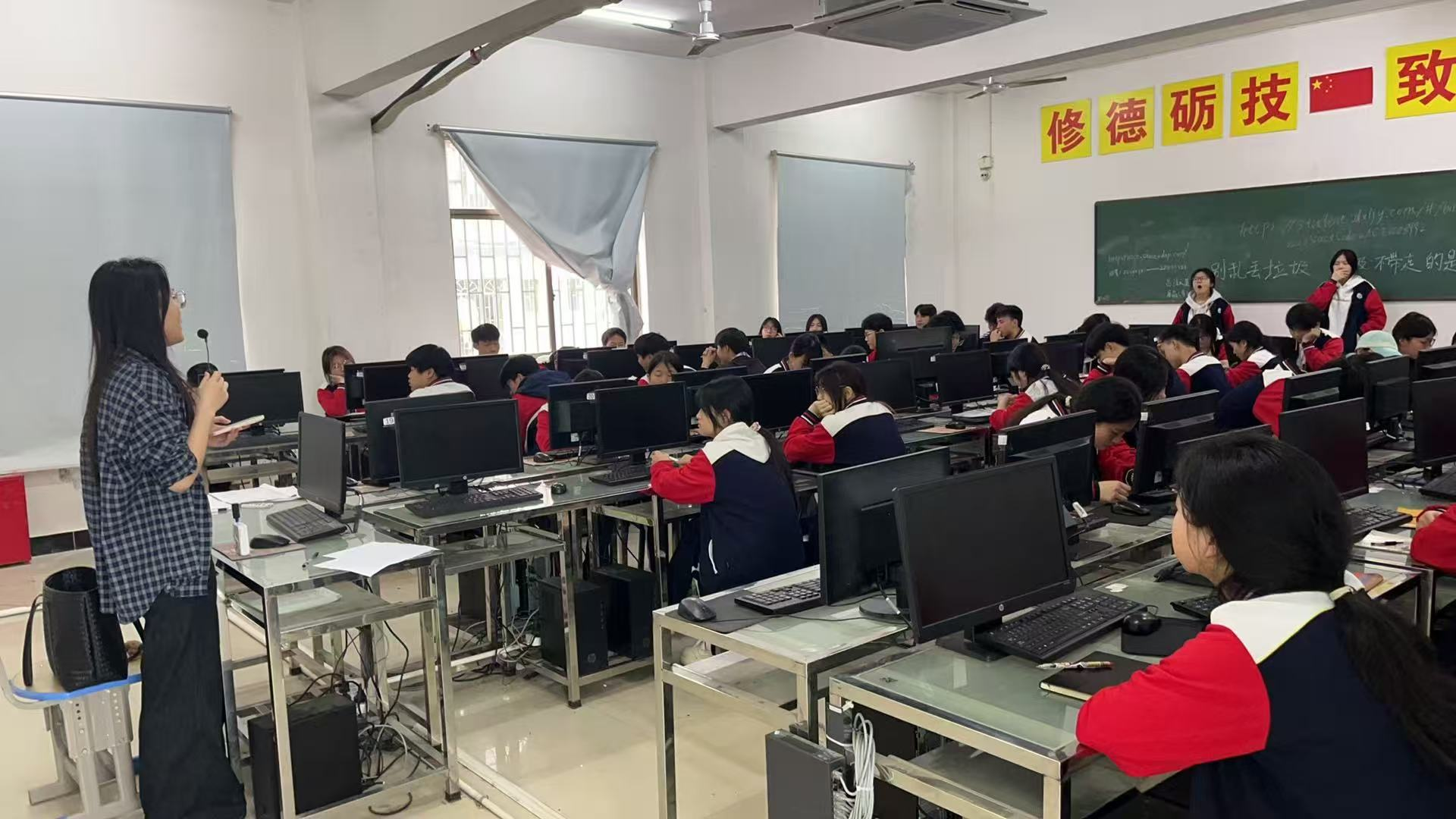 筑牢国家安全防线，青春挺膺担当